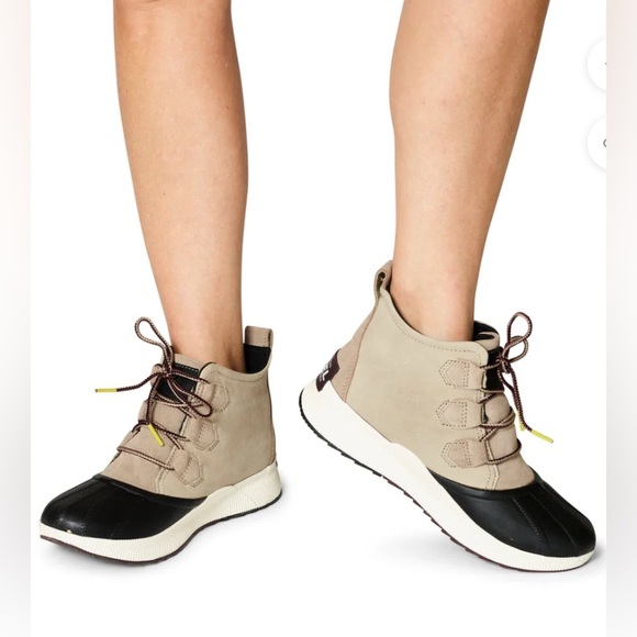 NWB Sorel Women's Out N About IIl Classic Waterproof Boots Size 6 - Picture 3 of 14